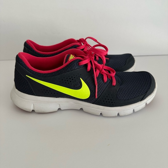 Nike Navy, Pin and Neon Yellow Women's Sneakers - Picture 1 of 8